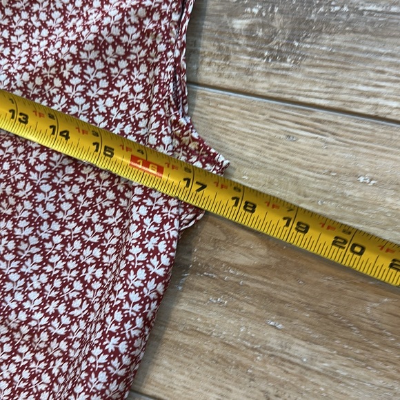 Red/Ivory Fun2Fun Shell Top - Picture 5 of 7